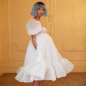 (SELKIE) The French Puff Dress in Ivory